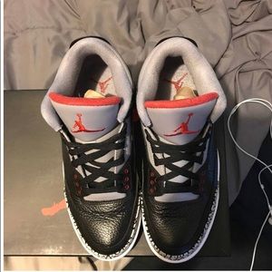 Air Jordan 3 cement